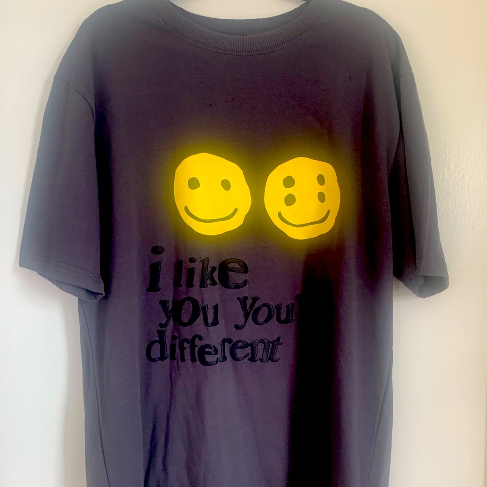 Kids see ghost merch